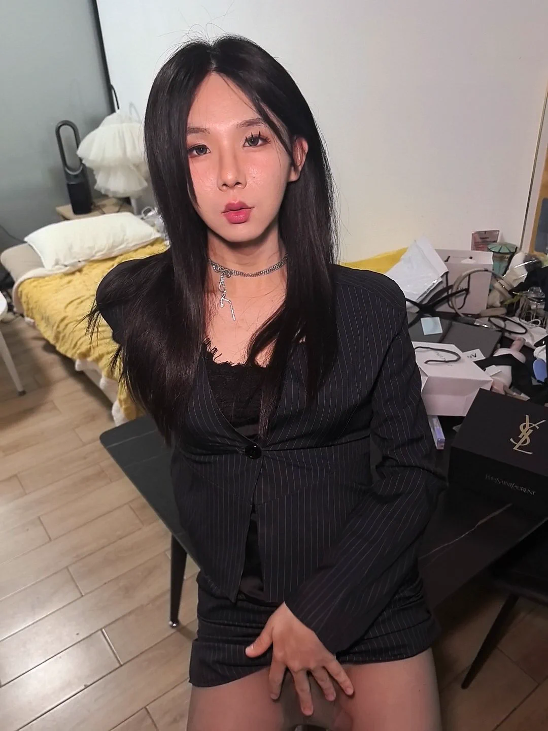 算不上好看，但终于是不丑了吧～#男娘 #深圳 https://t.co/SOMIYeu338