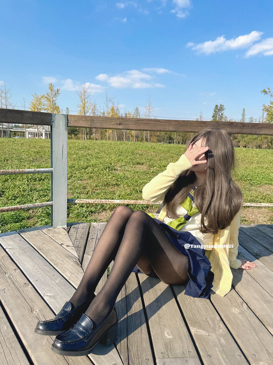 选择我，然后带我回家
@SMlnZhi 
@SMlnZhl https://t.co/a0BIbBMRXn