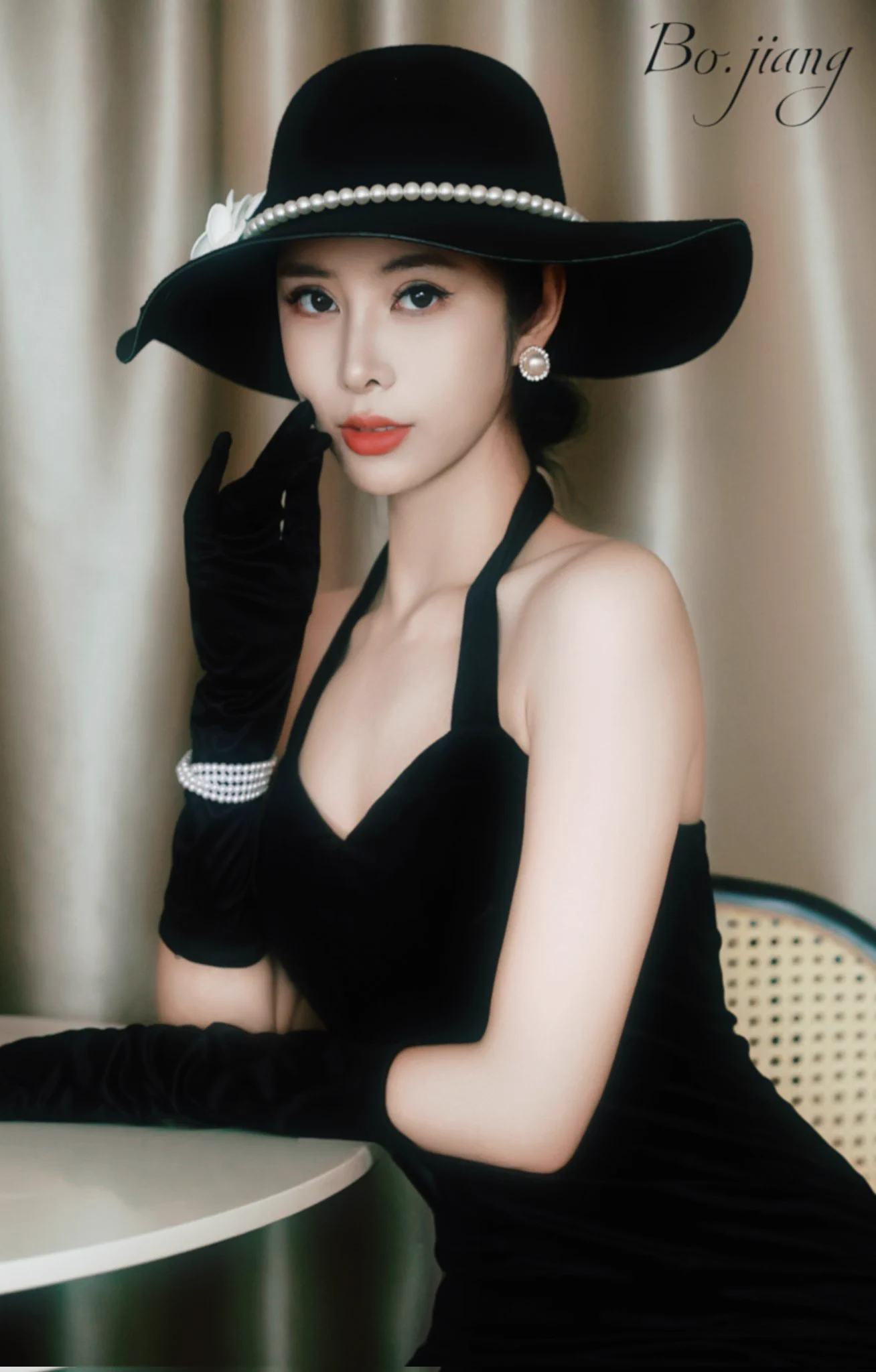 优雅，是永不褪色的美丽。👧妮可 https://t.co/fJcAU7sK1C