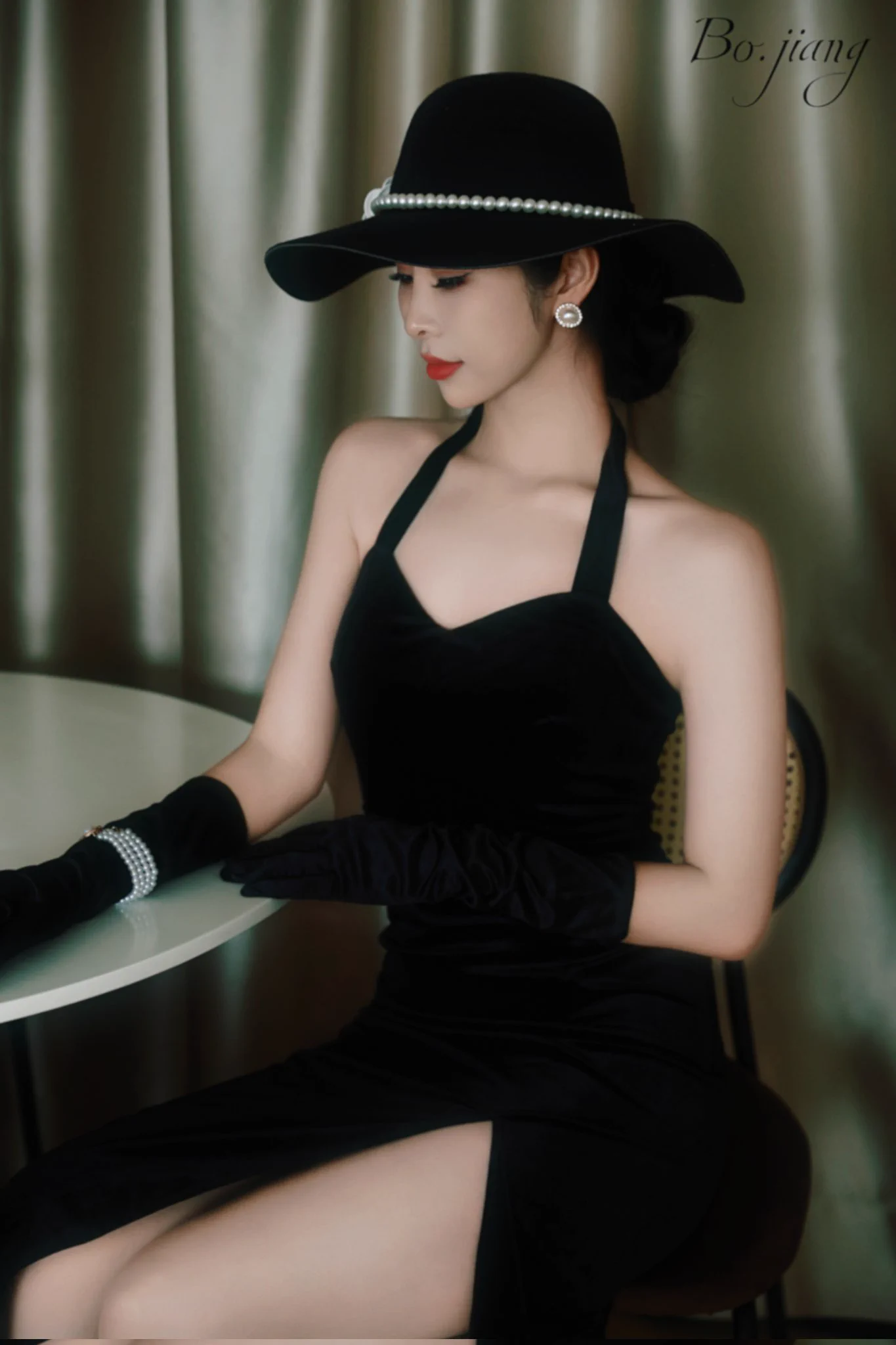 优雅，是永不褪色的美丽。👧妮可 https://t.co/fJcAU7sK1C