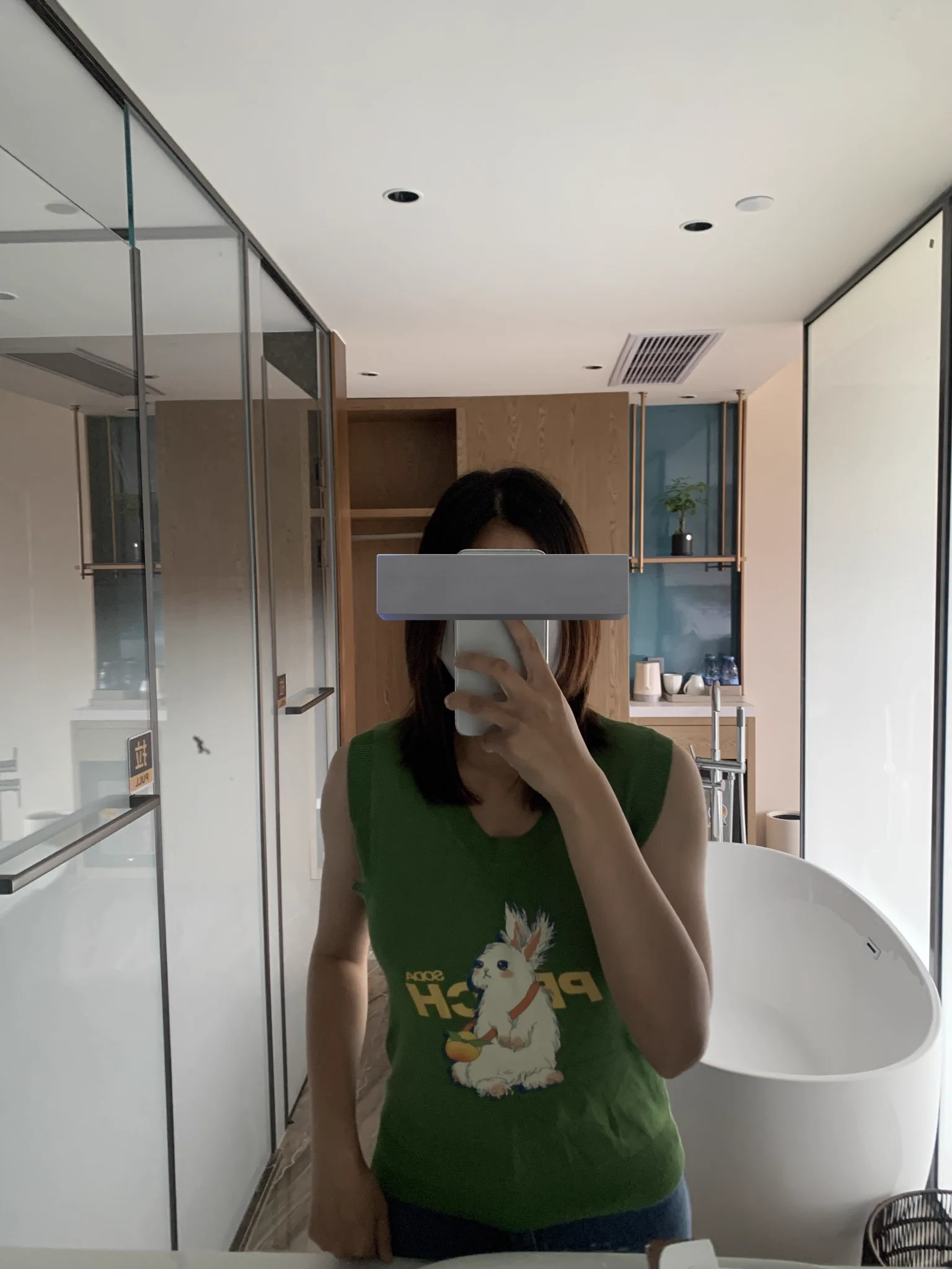 朋友圈 vs 推特（1）
@GnewHome
@OnewHome
@SnewHome
@DnewHome
#女生の宿舍 https://t.co/0OVaTuT1HW