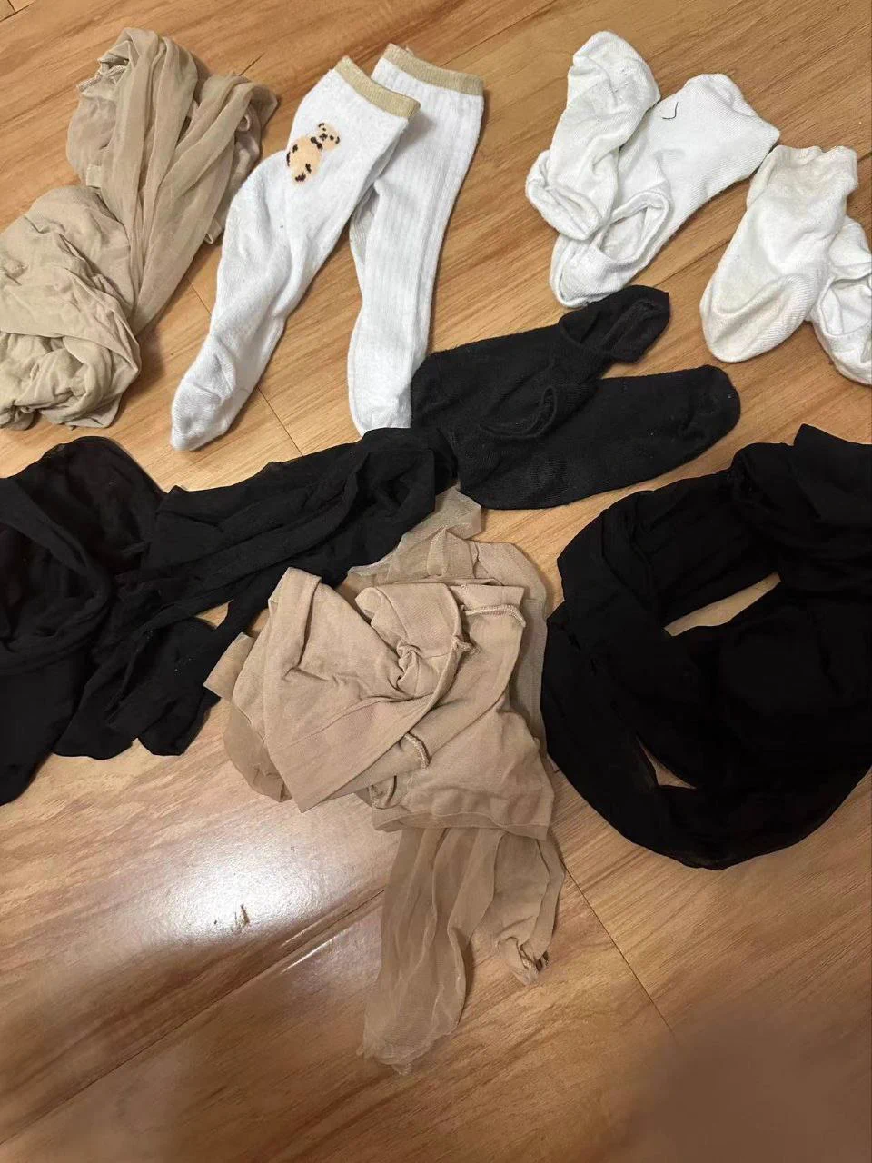 0574浙江宁波同好分享，坐标慈溪，找同好互换老婆原味丝袜，老婆爱穿丝袜长筒靴，味道包满意，单男素质高的也可以上门保养鞋袜。有意向参与的私信我获取联系方式，拒绝白嫖。 https://t.co/mgPnxuPafJ