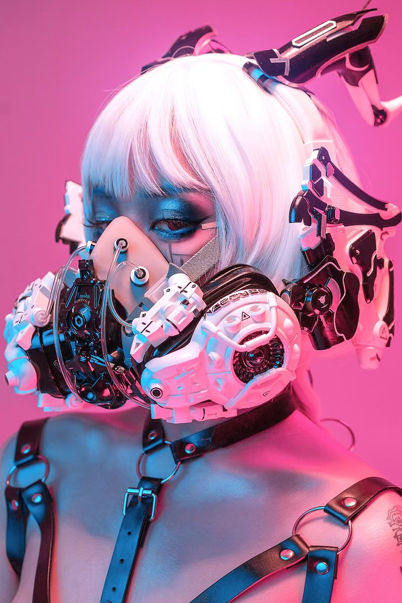 要和喵小吉初代的摄影约拍了😭我真的喜欢她的审美好久了！！！她真的是一个才女 妆摄后什么都会 审美还在线！！可惜被喵小吉那个团队害了.... https://t.co/KvUNtLWEVV