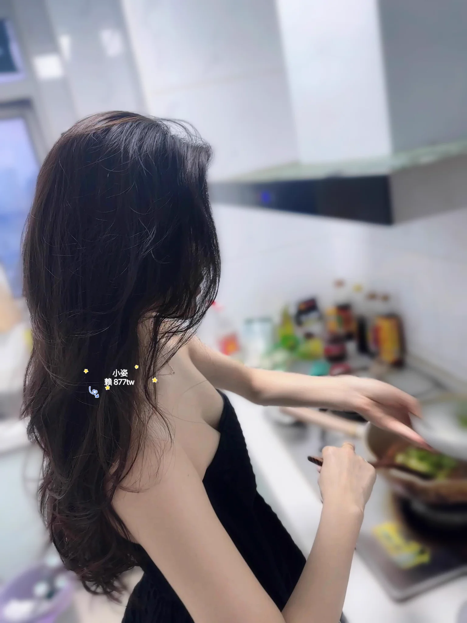 有這樣每天在家煮飯的女友你會幾點回家❤️ https://t.co/0urwxR3GmP