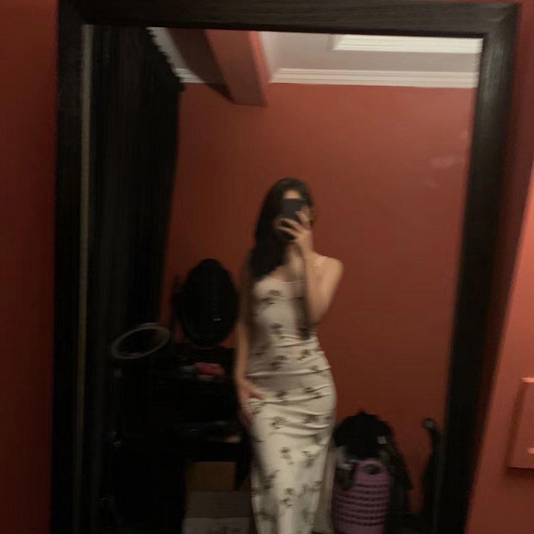 秀一下身材，诱惑一下单身的小哥哥
#广州 #母狗 https://t.co/S59lOkKOXn