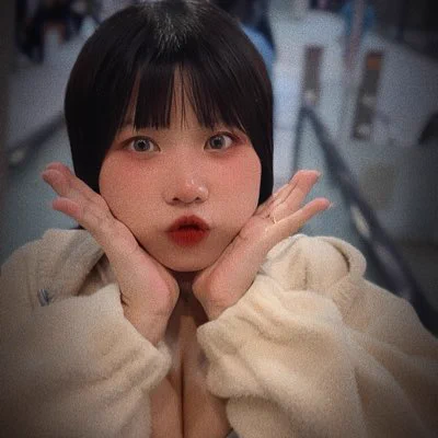 #NewProfilePic (新個人資料照片) https://t.co/0kOo2Njy4W