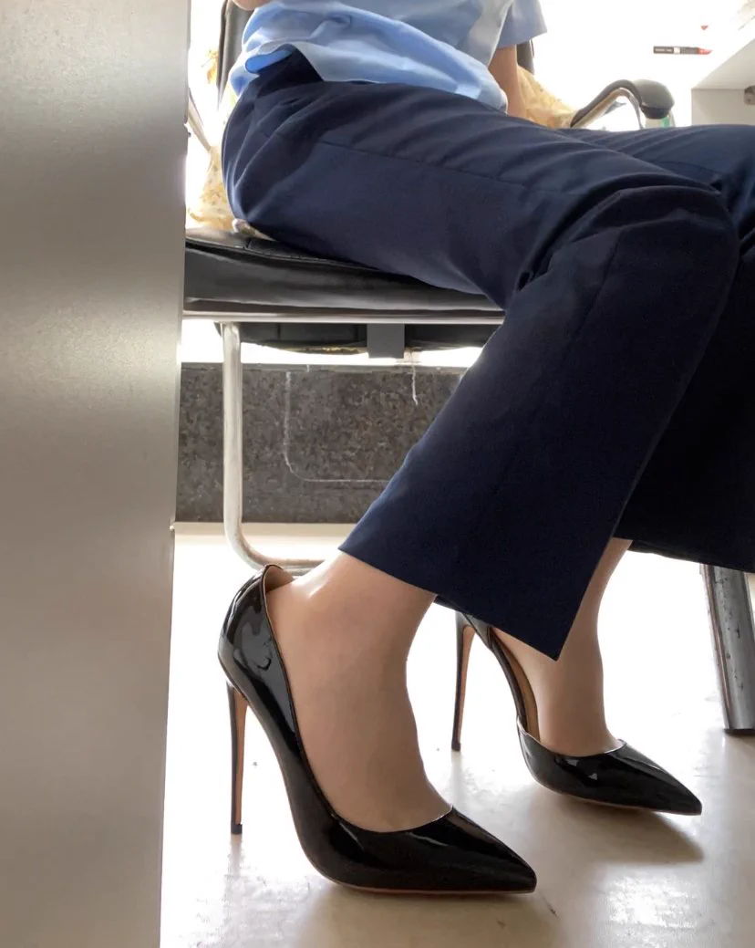 0371河南郑州老哥，分享爱穿丝袜的女友。同城同好可互换女友原味，可上门射女友袜子，约好时间可上门偷听和女友做爱！感兴趣的老哥可私信我获取联系方式，拒绝白嫖！ https://t.co/9mzXH71ETi