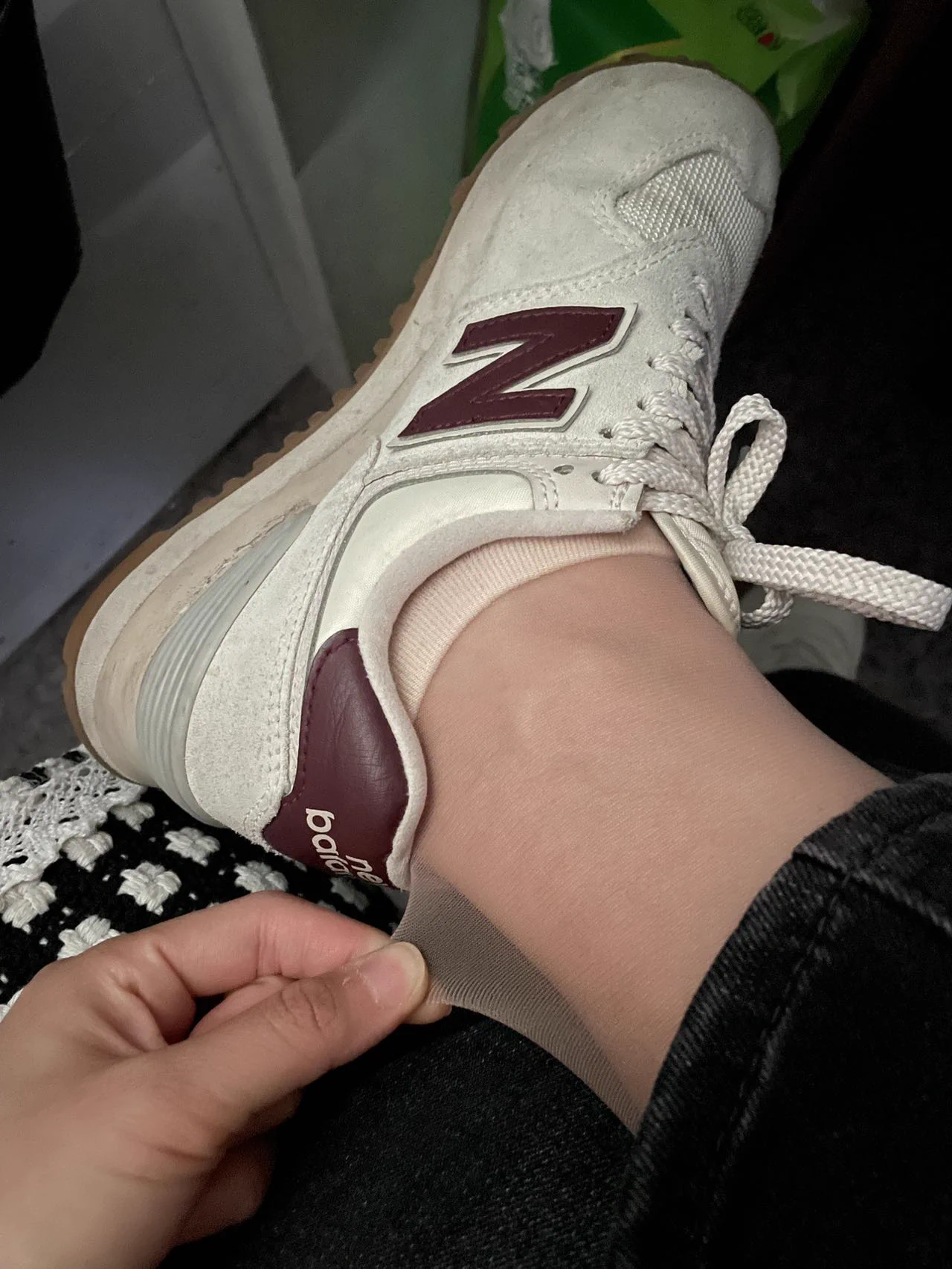 0371河南郑州老哥，分享爱穿丝袜的女友。同城同好可互换女友原味，可上门射女友袜子，约好时间可上门偷听和女友做爱！感兴趣的老哥可私信我获取联系方式，拒绝白嫖！ https://t.co/9mzXH71ETi