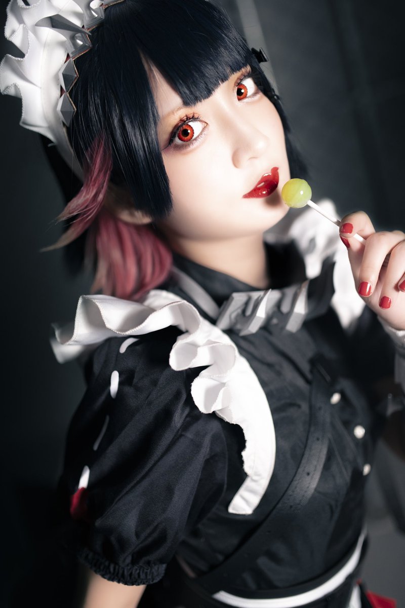 好喜歡這張的眼神！
想要我手裡的棒棒糖嗎？ https://t.co/55gIwBMCQx