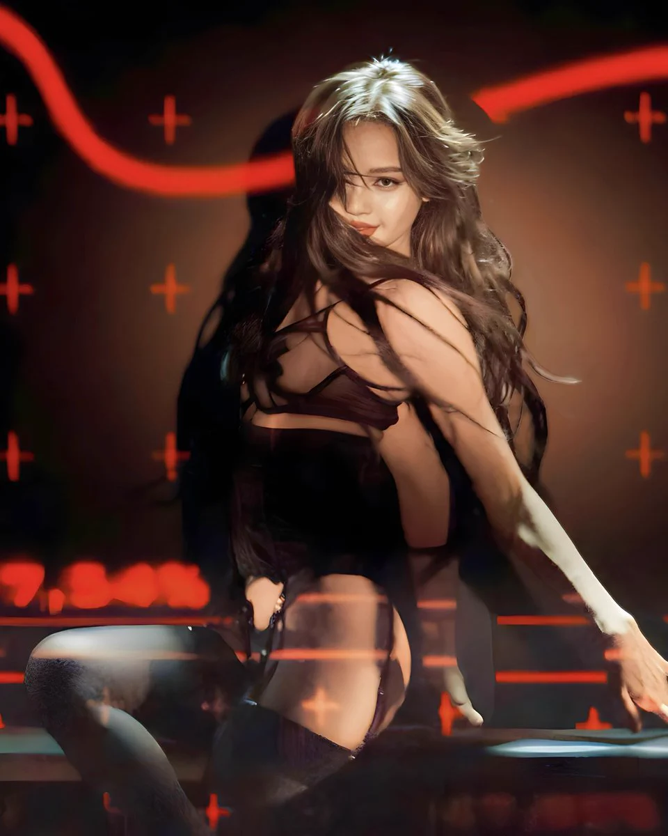 lisa for crazy horse. https://t.co/4kjvGDCsCV