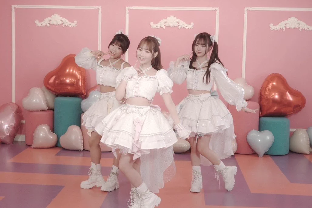 ねこまんまっ‼︎「好き好きSelfish♡」のMVが公開されました🐱🌙めちゃくちゃ可愛いが詰まってるから全人類に見てほしい🎀🎥❤︎ここから見れるよ❤︎🎥https://t.co/mEKqKkBAs5 https://t.co/yyhzNojdCA