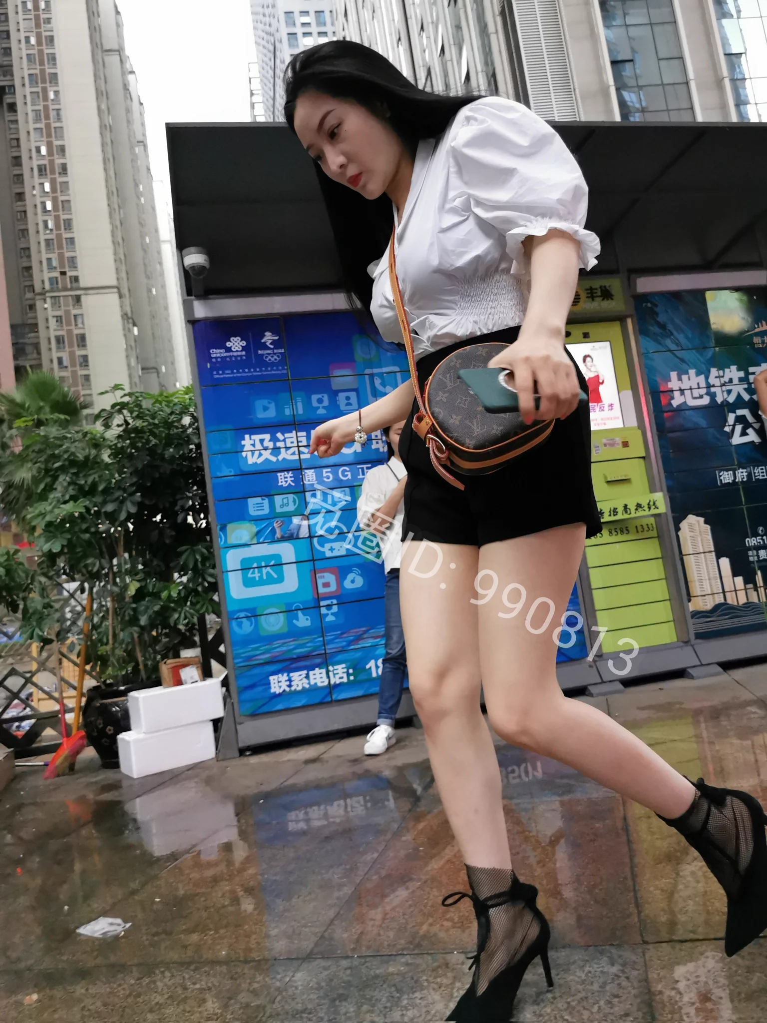 白皙美腿极品骚妇没有入圈的⭕️抓紧啦最后三个位置马上满员都进不了 https://t.co/yWMvJBProD