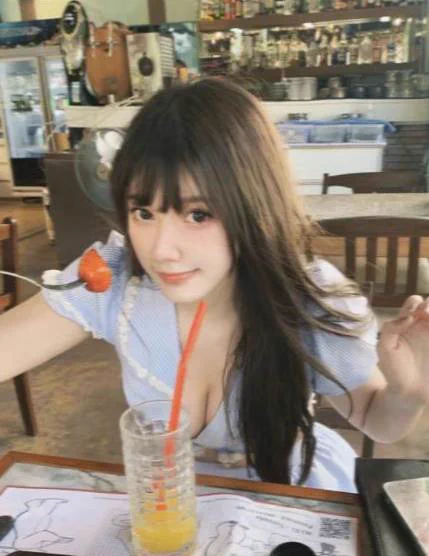 🌈沪🔝前麻豆传媒模特  全网有迹可验•  新疆人  纯天然G乳  上海颜值天花板•  全身白到发光  三粉  不粉不白赔W🤍夏天会周而复返 相逢的人终会相逢ʜɪɢʜᴛ/ 169ᴄᴍ ·ᴡᴇɪɢʜᴛ/48ᴋɢ Tg🛰️全国在线看图群交流群精彩反馈在内☞:https://t.co/tvSJ4CxCpo https://t.co/1ci0Dq9uBC