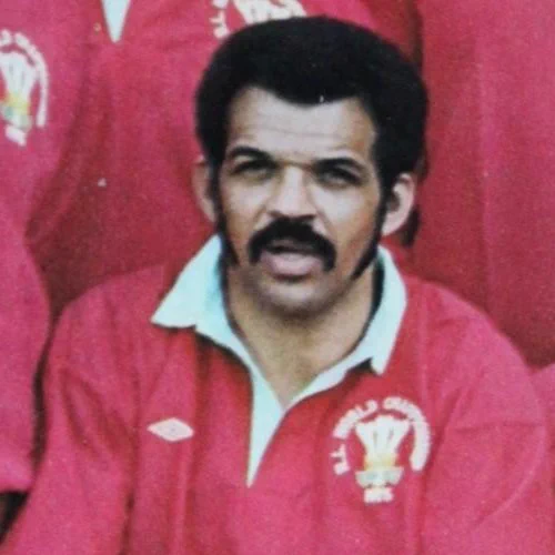 All at WRL are sad to hear about the passing of Frank Wilson yesterday, aged 80He played for Wales in the famous Battle of Brisbane when we beat @England_RL in 1975 @IntRL World Championship.Our condolences to his family and friends. Ein cydymdeimlad.https://t.co/sHmfDJmbqo https://t.co/kcRyTI9HZ8