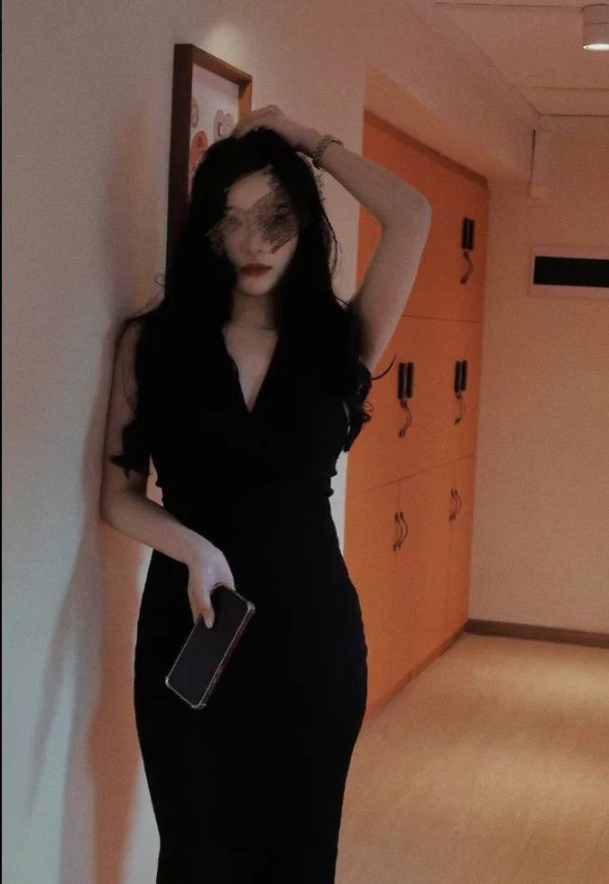 你操不到女神被金主爸爸各种姿势调教爆操蹂躏 还要3p前后夹击 更多女神曝光 字母圈调教资源 母狗领养点进我主页电报投稿💌：@SexytoBaby@SexytoLady@SexytoDoll@SexytoGirl https://t.co/FGpq051Q3a