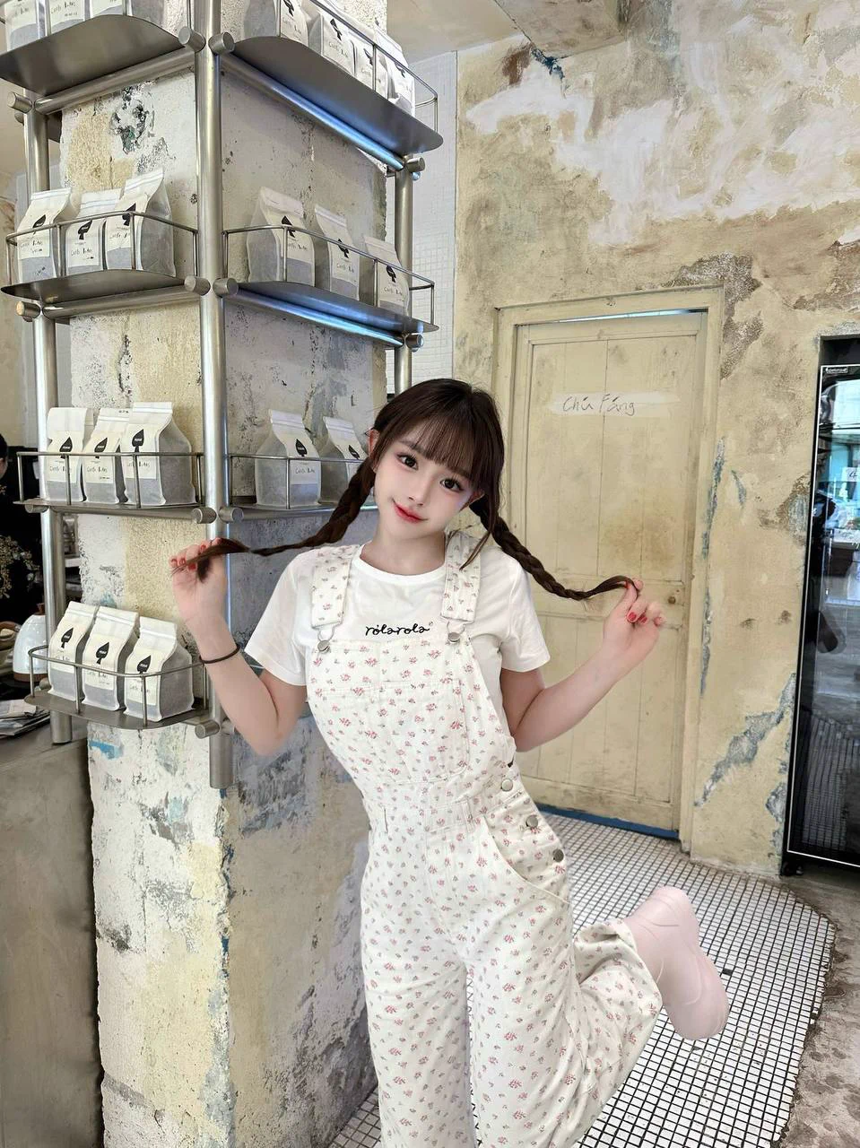 🌈京🐳🔝日本人留学生Height:167cm.      Weight:47kgCup:  G                    Age:      19北京外国语大学可验🇯🇵SFZ，学校XSZ🉑️随时全英文沟通全身雪白，三点粉，童颜巨Ru  常年瑜伽普拉提，丰满🍑PP，真🐻天然0整Tg🛰️全国在线看图群交流群精彩反馈在内☞:https://t.co/tvSJ4CxCpo https://t.co/rWkpMpn97b