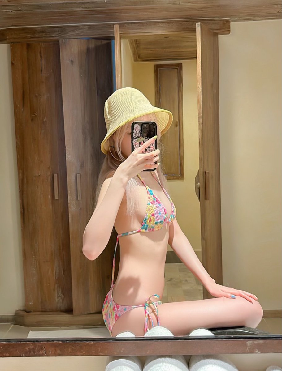 👙 https://t.co/r1WvDI75ea
