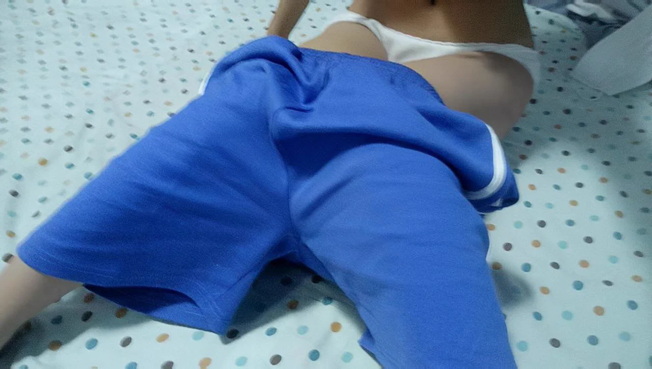 昨晚录得瑟瑟视频，想看的点赞私信自取 https://t.co/c9odjoz8Y9