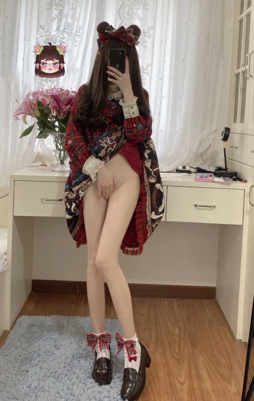 钱别人花 信息给我发 你小子真拿我当傻瓜#腿 #大长腿 #腿控 @fuligc @youluo09 @Fulishequ @xiaolin_577 https://t.co/fEZwx6ZqI2