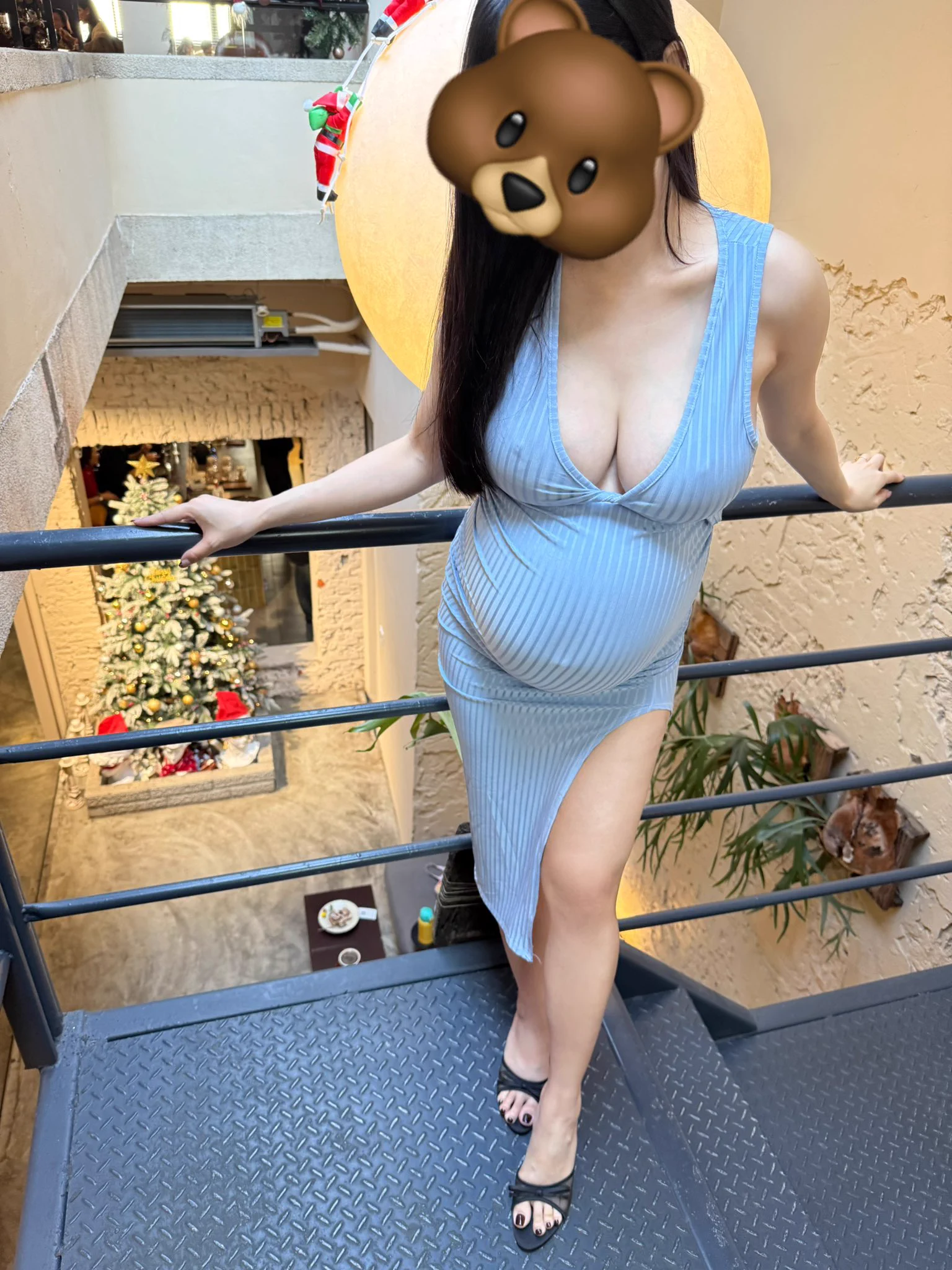 如果記得這套衣服我就相信你追蹤我很久😝 https://t.co/XA8blG2Bpk