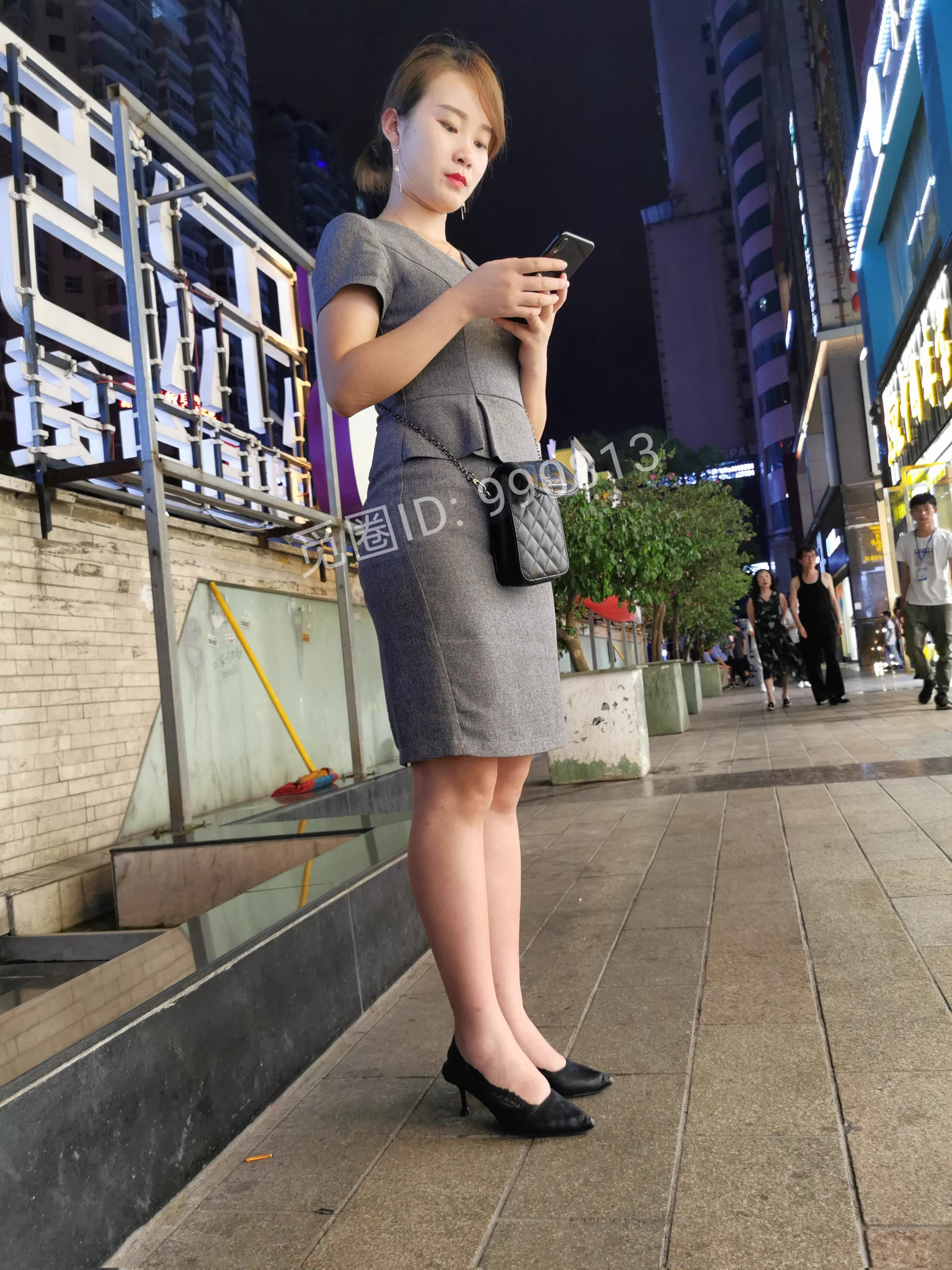 珠宝销售柜姐没有入圈的⭕️抓紧啦最后三个位置马上满员都进不了 https://t.co/wRlfzOYLUy