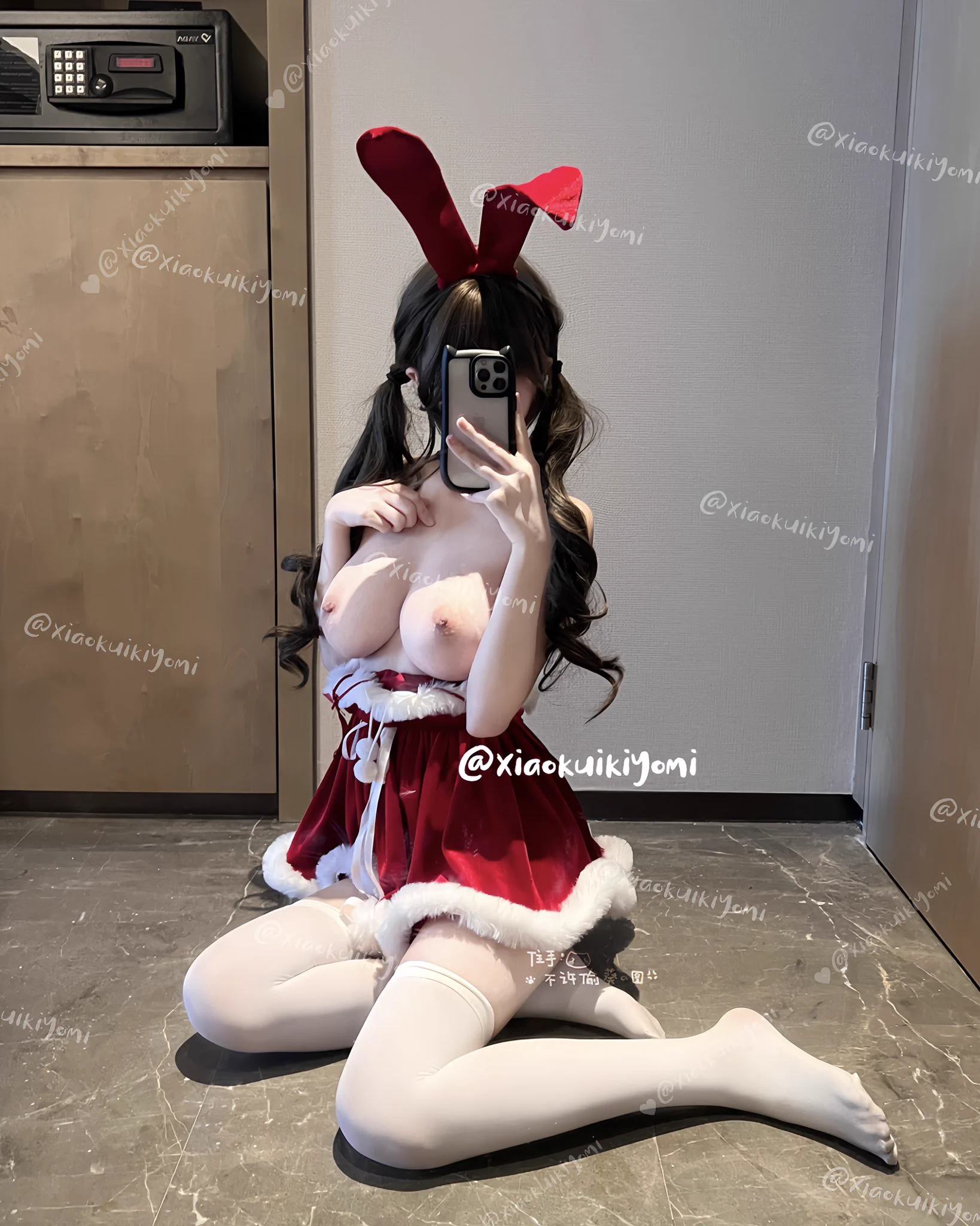 圣诞葵葵🎄@DaFoer_ @UeeTuip @Daguidiyi @UeeDok @Fojiangnice @UeeWhy https://t.co/mWDtaBVxY6