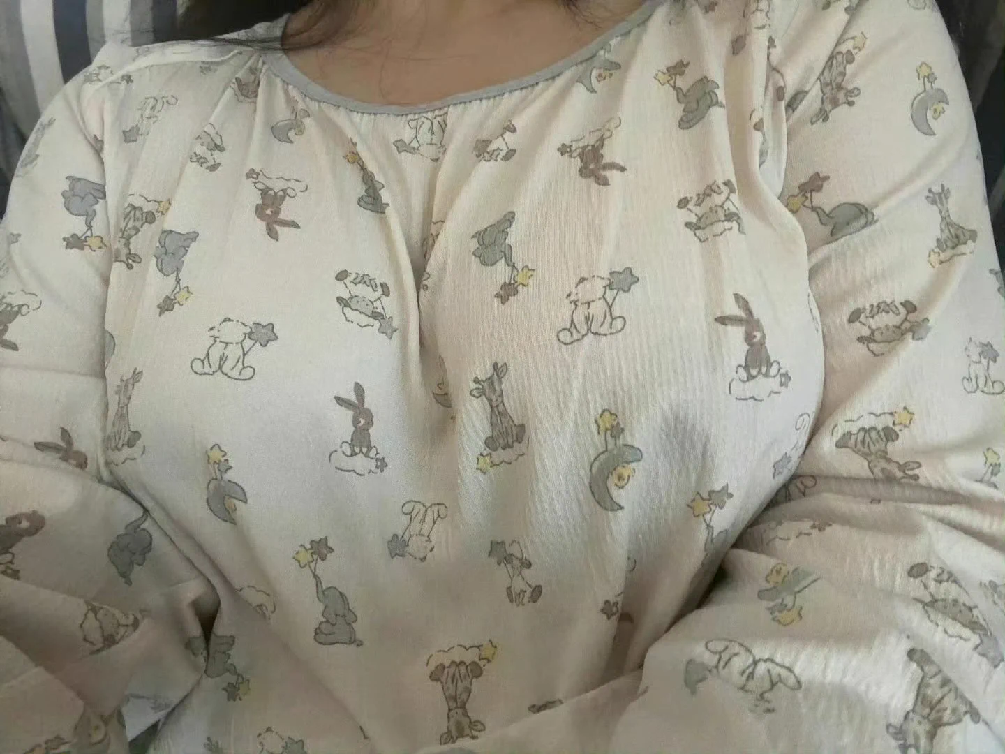 太冷真的就不想要出門去店裏工作反而很享受呆在家裏穿睡衣躲被窩里 https://t.co/GPaMjY2rG9