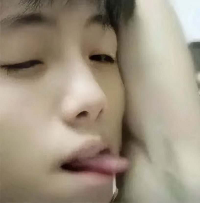 是谁许愿这世界上没有烧杯的，我差点被圣诞老人打死 https://t.co/s06f7f7pbW