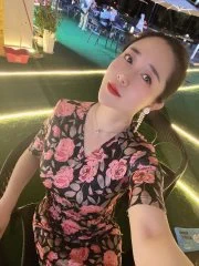 今晚我是你的小老婆！ https://t.co/tJHqQs0QtZ