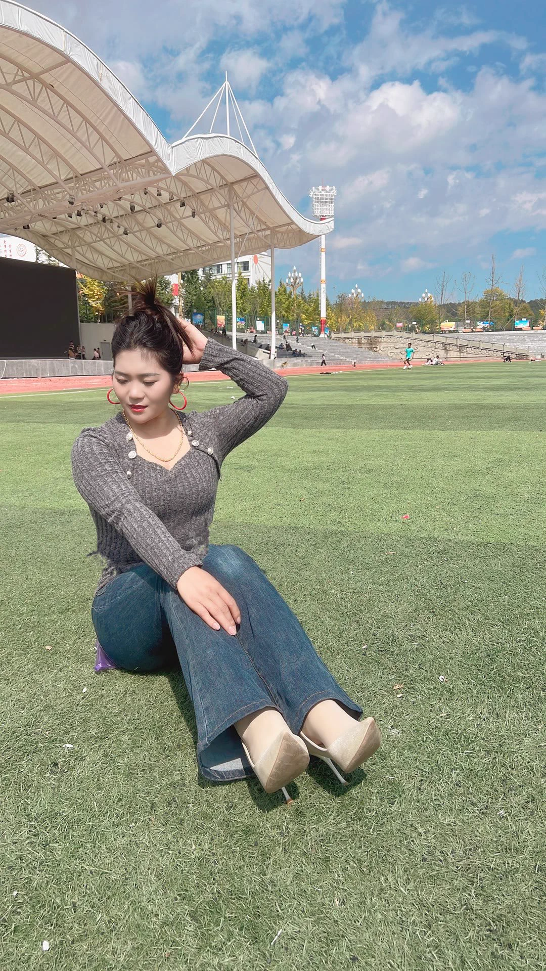 四川凉山31岁美丽动人的梅姐 https://t.co/OvtV9XejL6