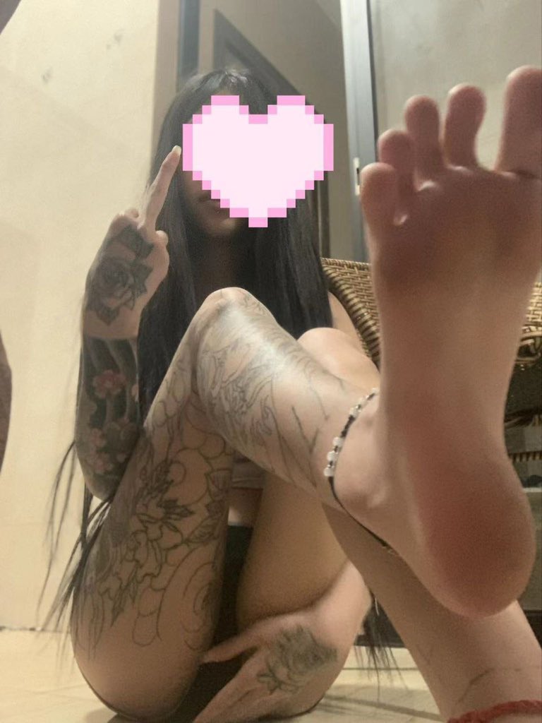 电报交流分享群： https://t.co/LtD5HbXtOG

#精神小妹 #无脑上供  #冤种  #舔狗  #洗脑 #奴下奴 #白给 #红框挑战 #男M任务 https://t.co/kDb025x2CG