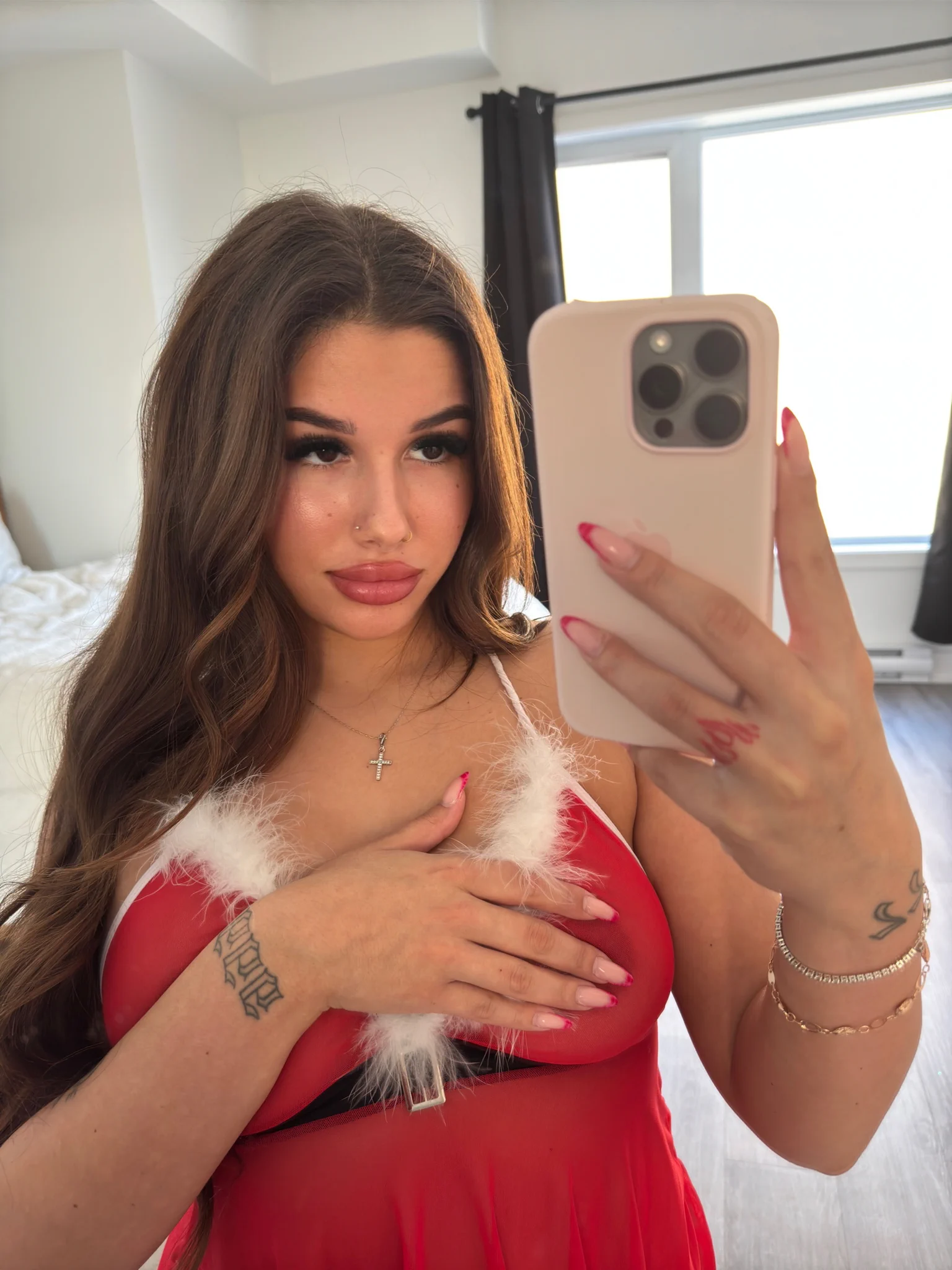 would u unwrap me like your presents? 😉 https://t.co/YO7fcfG8UO