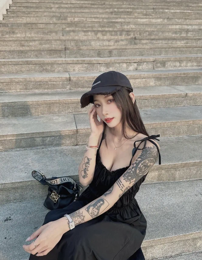 有人喜歡深喉口交嗎 好想愛❤️喜歡+1 私訊 https://t.co/dTZyolX9Sh