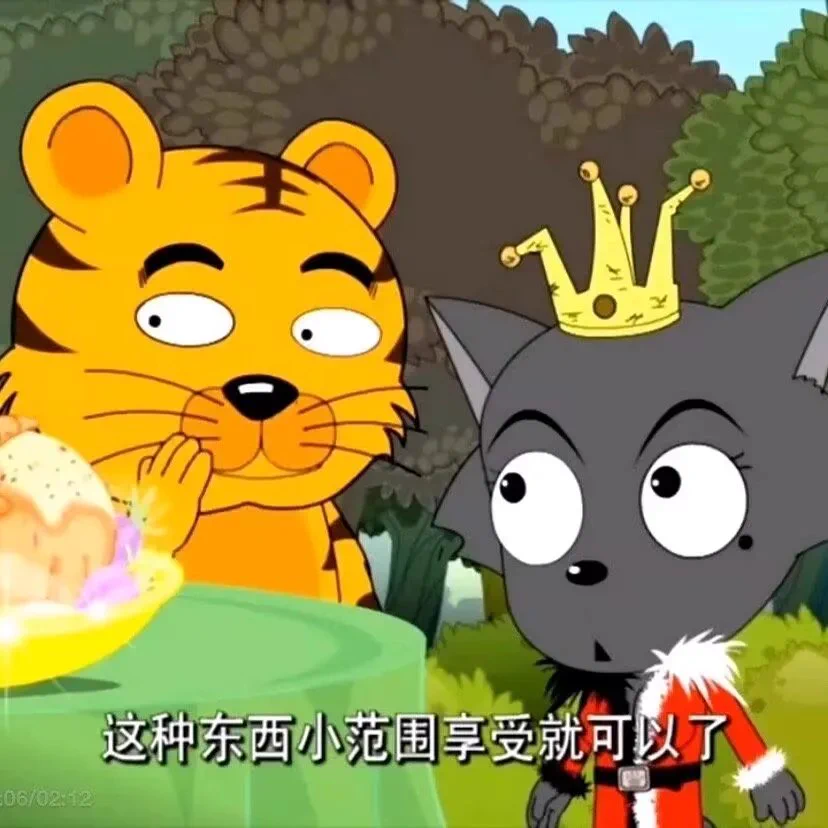 有些朋友问我们社群是否给介绍女嘉宾？1，不要随便相信网络上的介绍服务，很难满足你的需求，大多割韭菜。我们做盛夏社群的标准，首先是资源足够强，然后是足够好玩。社群好玩，男男女女容易融入，大家就更容易认识；资源多，你可以自己慢慢挑，当然，有需要助理团队也会帮你定向了解情况。在一个好的社群，你自己就可以满足自己，不管是约会还是聊天，你都可以玩的很好。2，如果社群不好玩，你融入不了，那就只能弄一堆微信，让别人去给你介绍。这种是买微信，买联系，并不是买体验。因为你被拉皮条了，对方对你也不会尊重。3，所有的男男女女在我们这里，统一称呼都是男会员，女嘉宾。都是朋友，一律平等。考虑一下我们对双方的尊重。我认为，大家出来玩，尊重才是最基本，最重要的。4，有的人吃惯了大排档和快餐。可能之前没去吃过，或者没有心情吃一顿omakase。盛夏就像是去吃omakase，你享受的是被女嘉宾环绕的后宫感，认识女嘉宾们的新鲜过程，在社群里整体的愉悦感。如果你真的喜欢和女人交往的快乐，盛夏一定要来体验一下的。