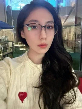 若隐若现好像永远比一丝不挂要吸引人… 工作再忙也不能亏待了自己的身体对吧～让我爽到自己掰开，你们猜猜这是我多久约的粉丝宝宝？猜对有奖哦… https://t.co/000B7wiejC