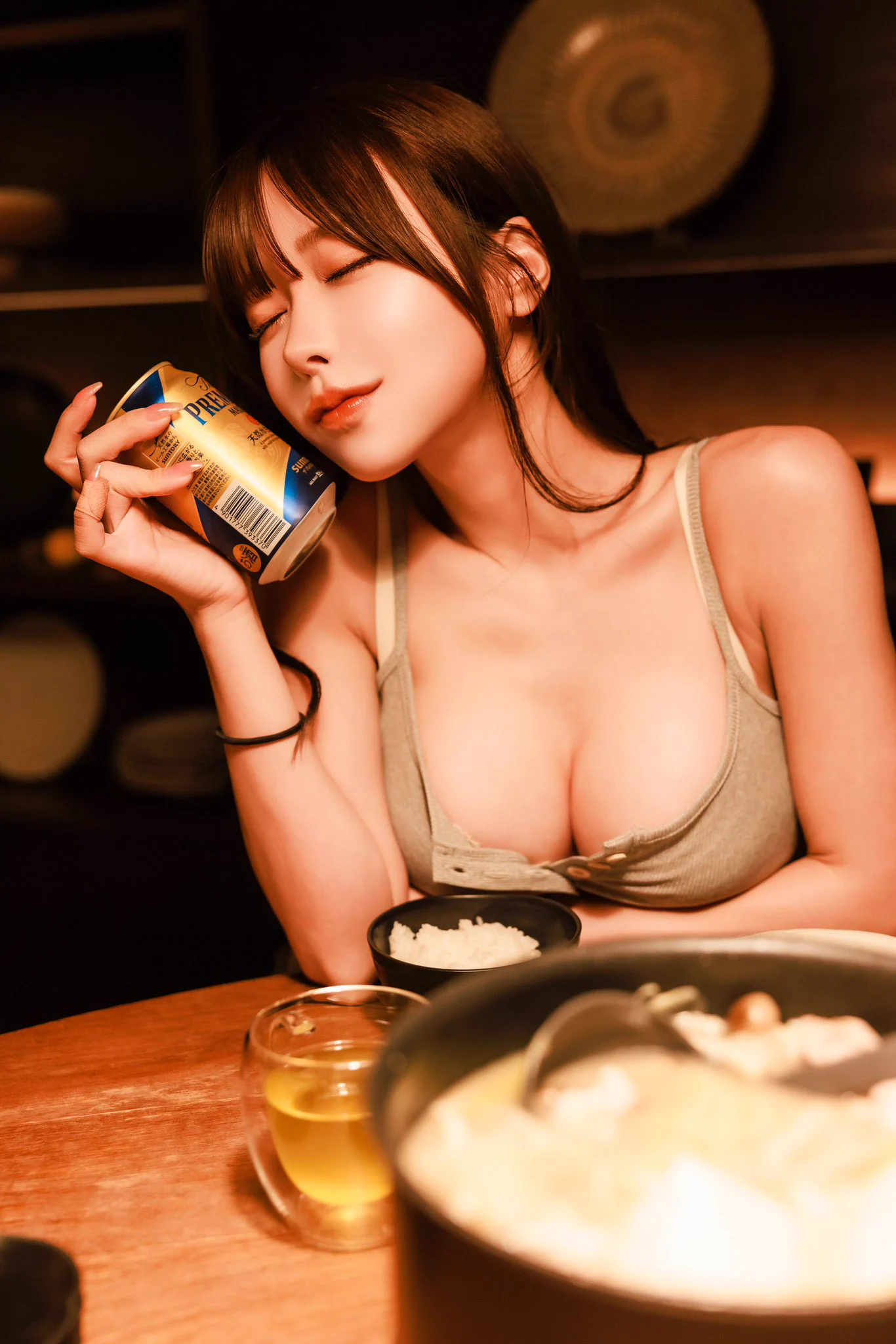 ついに明日‼️一緒に忘年会しようねーーーー🎉❤️日時:12/28（土）17:00〜21:00場所:【Bar people】東京都港区六本木7-3-15 鈴や第2ビル3階予約不要なのでお気軽にお越しください🥰 https://t.co/z76ZM2Pdqz