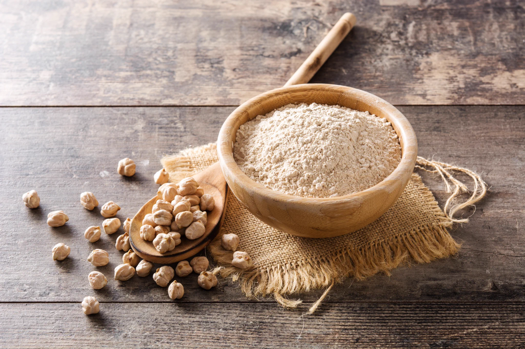 In Xinjiang, especially in the Hotan Prefecture, chickpeas are a key ingredient in pilaf and can also be ground into flour for a tasty and healthy drink. Once you try it, you won’t be able to resist!😋#visitxinjiang #xinjiangisaniceplace #thisisxinjiang #xinjiangstyle #xinjiangportrait #explorexinjiang #travelinxinjiang #xinjianglife #china #xintaste #xinjiangdelicacy #xinjiangspeciality #chinesefood #theimaged #photography