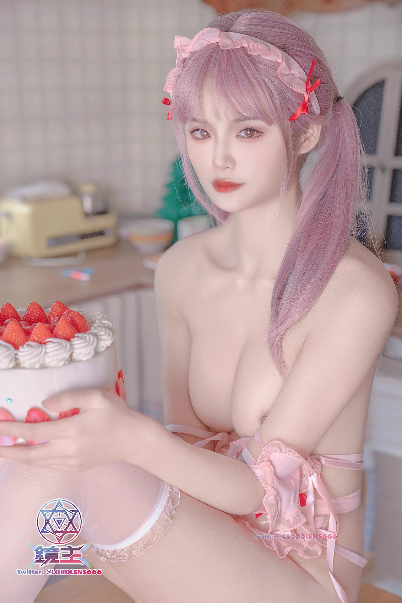 『少女萬華鏡』🎂生日也要好好陪伴主人～投稿: @DaFoer_ @UeeTuip @Daguidiyi @UeeDok @Fojiangnice @UeeWhy 作品連結🔗: https://t.co/f7ZWBC1I1w#私房寫真 #私房 #露出 #反差 #女僕 #JVID https://t.co/dkkIO2HUTT