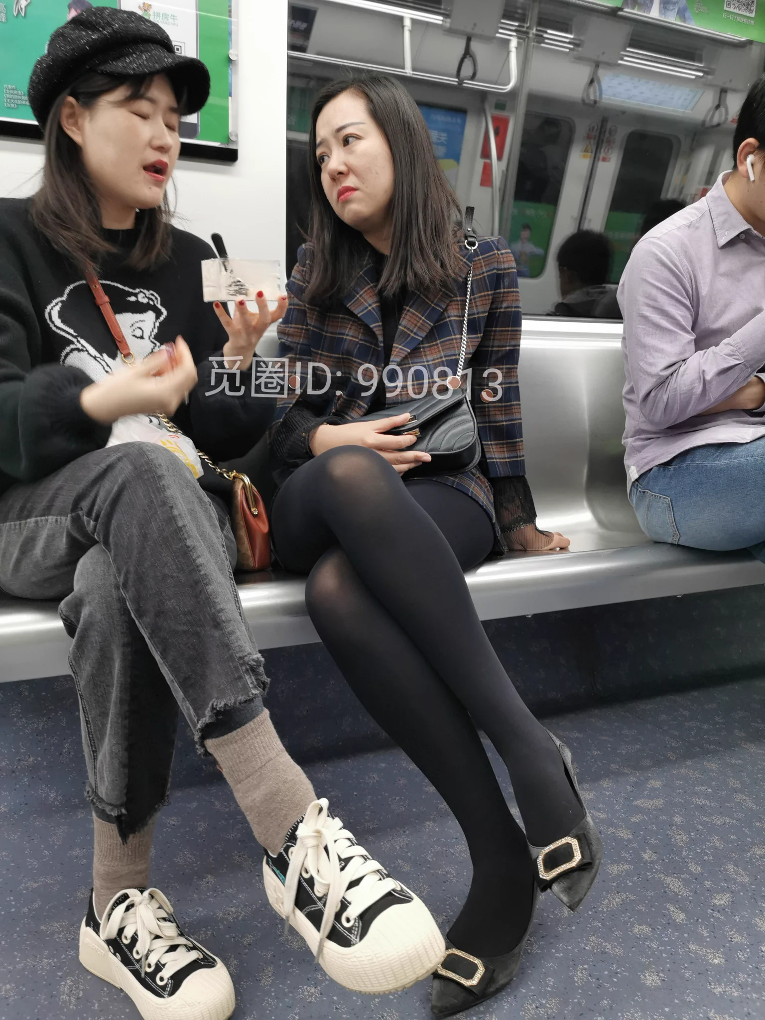 大长腿黑丝人妻没有入圈的⭕️抓紧啦最后三个位置马上满员都进不了 https://t.co/650bXQcZeC