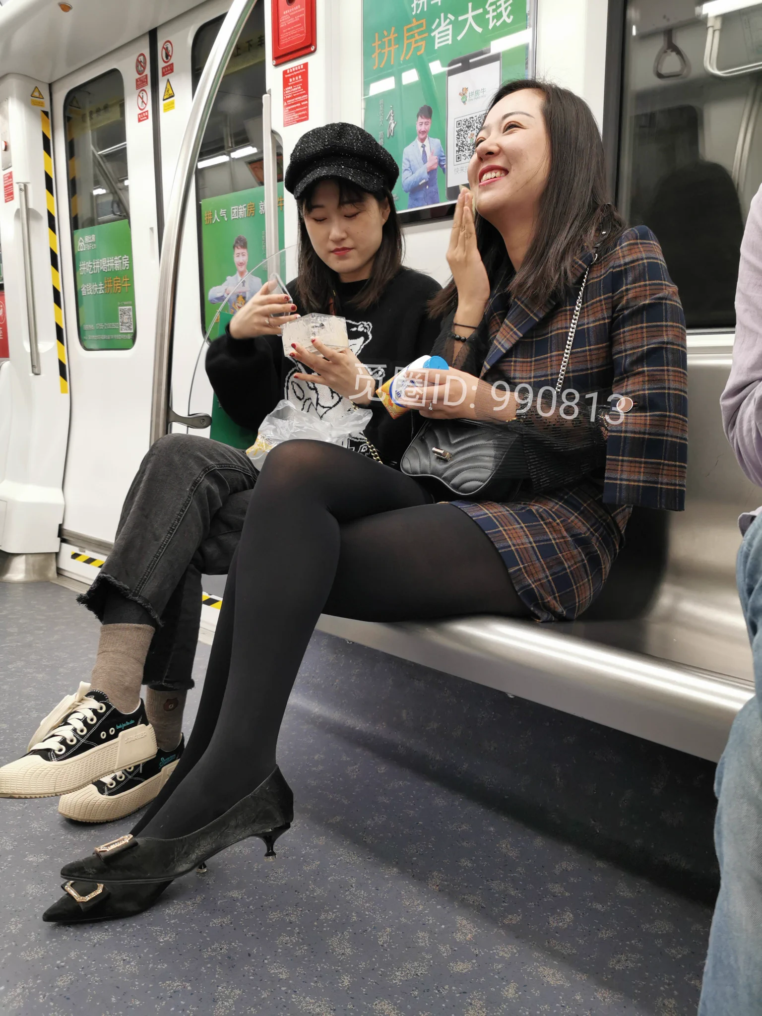 大长腿黑丝人妻没有入圈的⭕️抓紧啦最后三个位置马上满员都进不了 https://t.co/650bXQcZeC