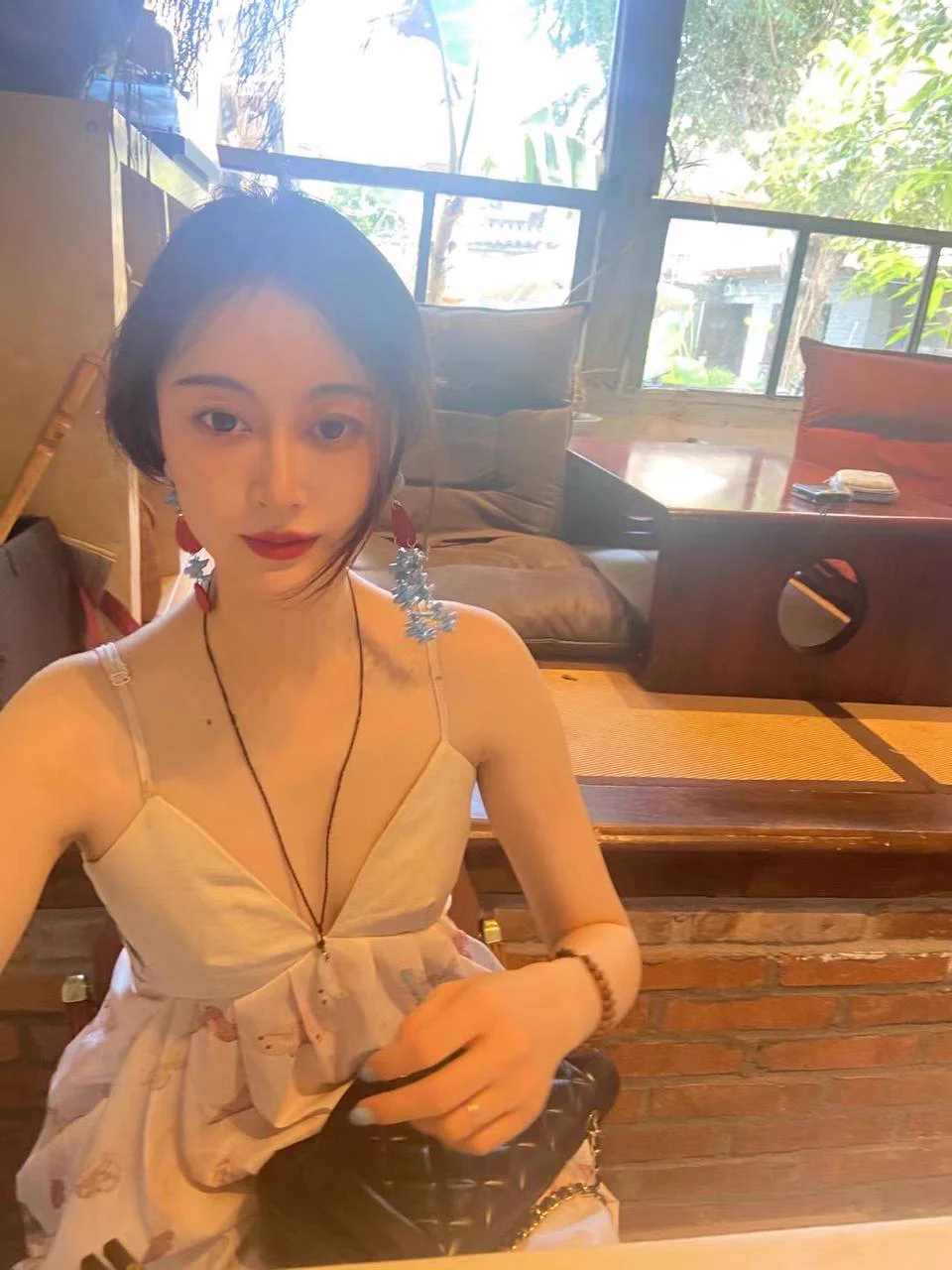 反差女友露脸口交舔肉棒 像母狗一样疯狂榨精 最后颜射 看起来一副满足的样子 主页电报群内 筛选更多高颜值母狗 口技一流投稿💌：@SexytoBaby@SexytoLady@SexytoDoll@SexytoGirl https://t.co/fZxkiUL14Q