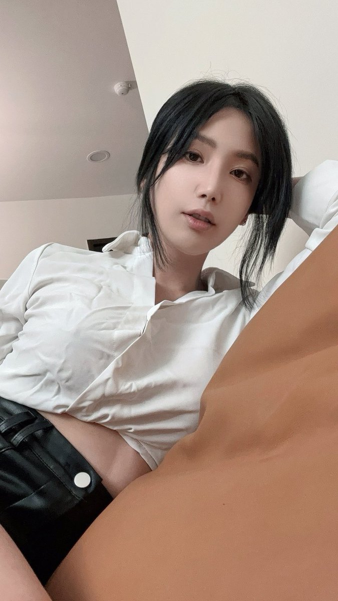 衣服沒燙真是不好看🤣
@NightCo_io https://t.co/9QaRNPOlz4