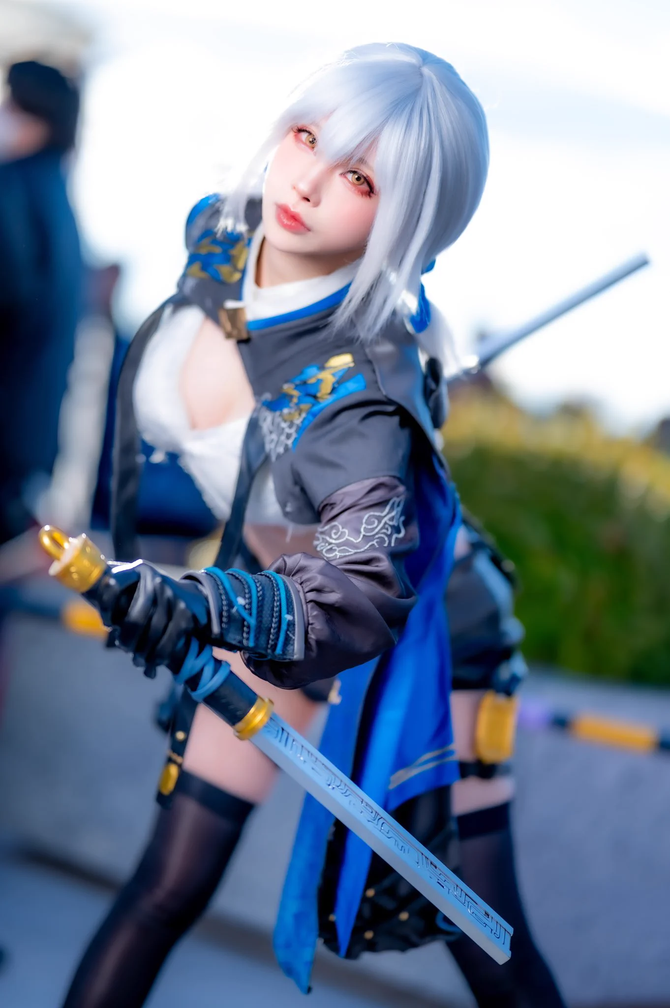 昨日のコスプレは、ビリビリで流行ってる「妃龍心」というオリジナルキャラクターです〜かっこよくてとても好きなんだからコスプレやりました🥹沢山写真撮ってくれて本当ありがとうございます〜📷:@teruru_128 https://t.co/cuymVBtwAn