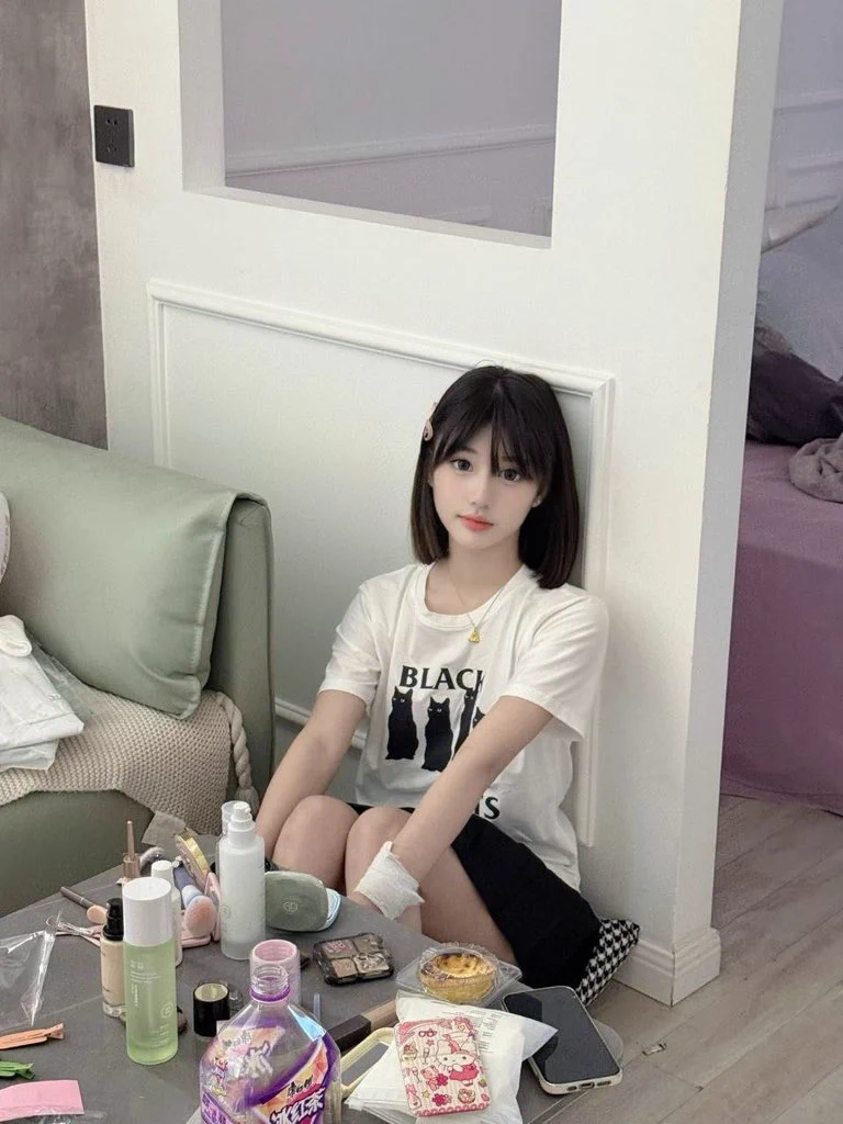 萌萌兔 纯❤️人 第一次下07/167/80斤/C 娇小可爱的邻家妹妹善解人意 性格温柔才破处 💦多紧致 易敏感体质 高潮一触即上下粉嫩 给哥哥一级棒的体验❤️ WX：feng8811a：。 🐧：462340287: 看照门槛100（永久有效）备注Zfb口令🧧添加： ✈️：https://t.co/KWxp4NKLDN https://t.co/utFSzfxQ0e