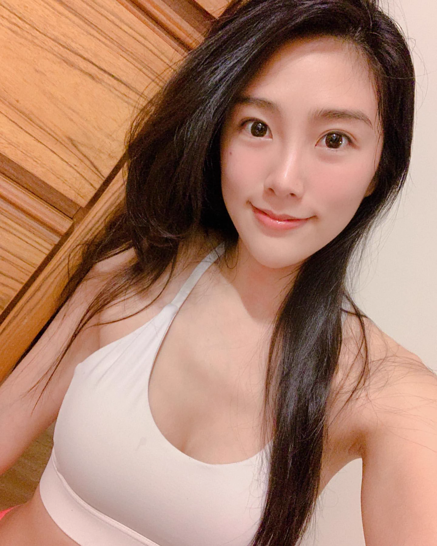 始于颜，止于缘，惟愿与诚者交，如沐春风。 喜欢幽默有趣.有涵养的素质男，同城离得近的可以交流一下 https://t.co/zof9agV2OT