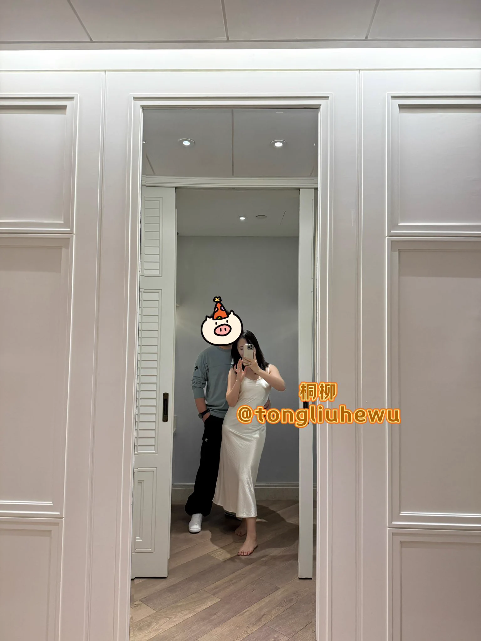 终于有人陪我跨年了！
我的“科研小猪”来三亚了，虽然他现在对我有些冷漠，但他还是来了，其实～能见面就很好呀
见面第一句就说我好狗啊，因为我探个头在机场门口等他出来。到酒店以后又说我好捞啊！这这这…这确实没法儿反驳 https://t.co/mKCwjEVYEZ