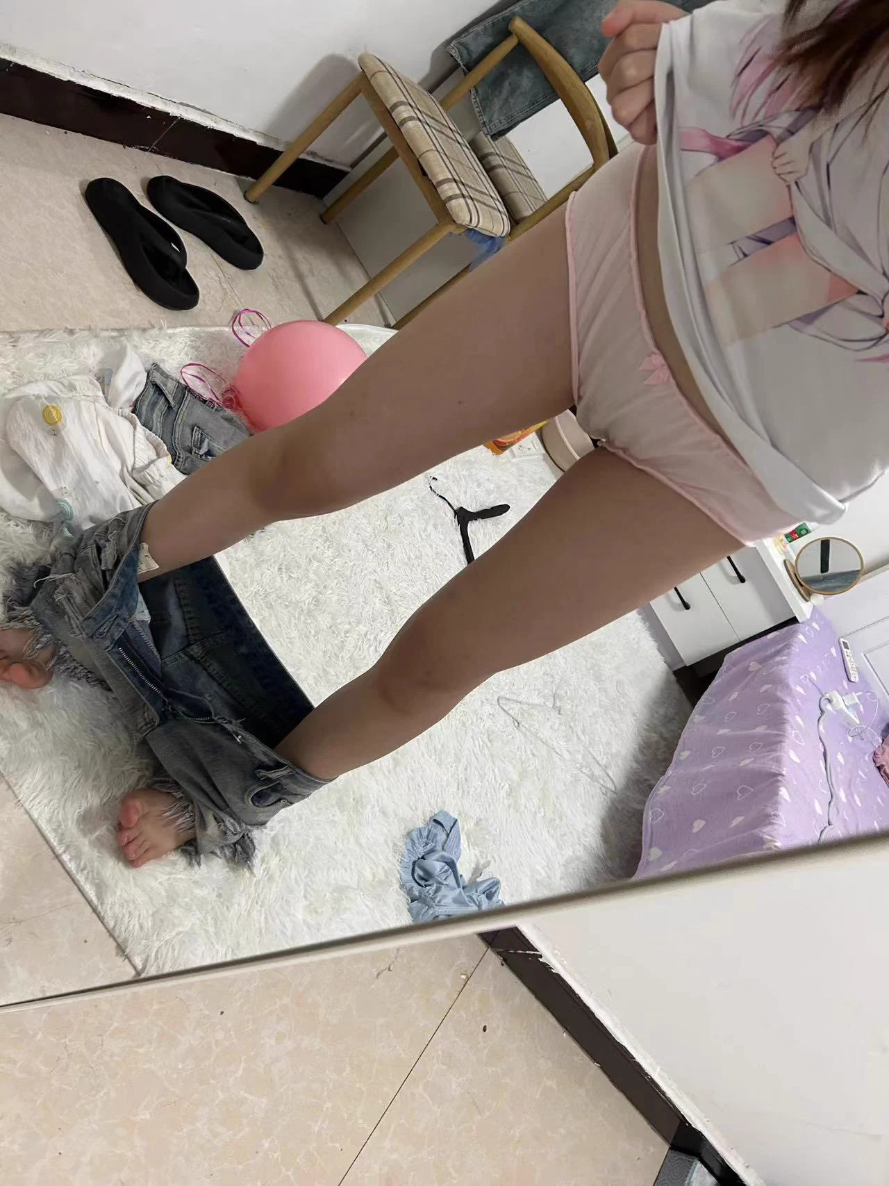 你不会对我这种儿童身材发情了吧变态！ https://t.co/Z9YFYCniyL