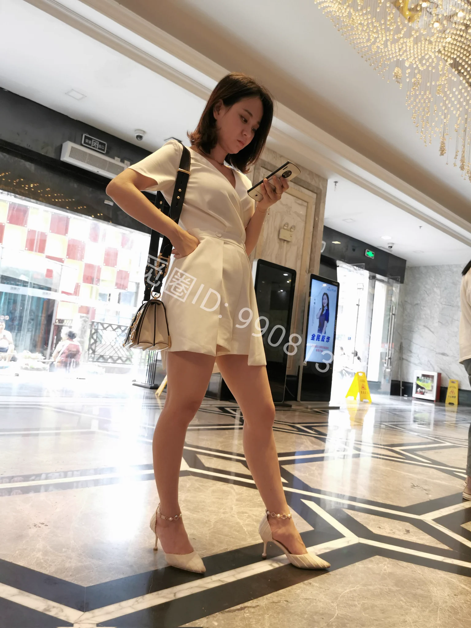 极品长腿小骚女没有入圈的⭕️抓紧啦最后三个位置马上满员都进不了 https://t.co/fLoz3uIpck