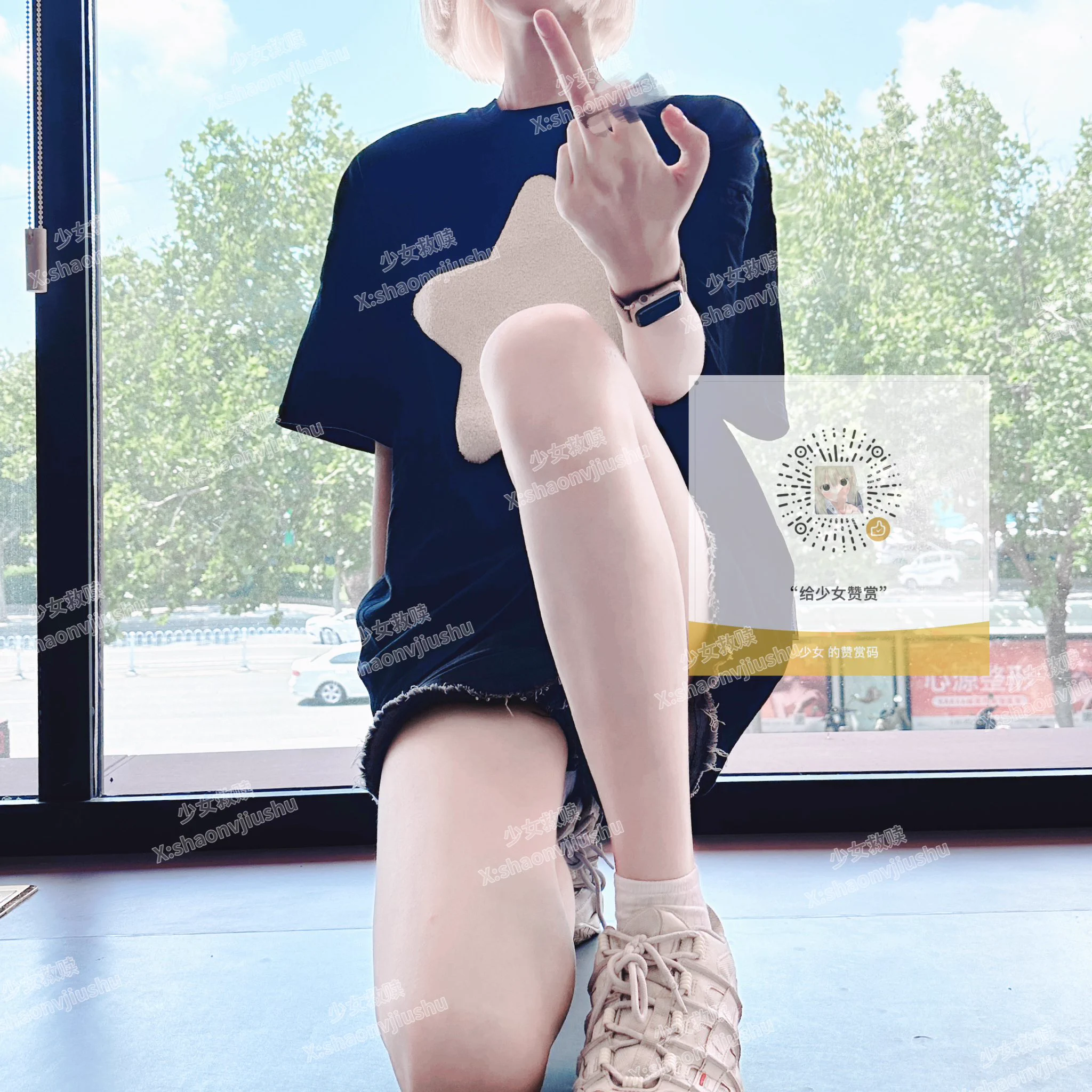 送给贱狗的新年礼物，比你jb还长的，🖕🏻#榨金 #压榨#ATM奴 #女性崇拜 #女s https://t.co/wbTf3d4MSa