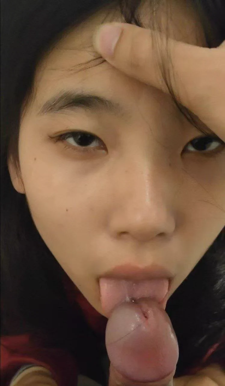 跨年夜，大家都打炮了吗？四川资阳的小母狗就是舒服撒感谢转推@007share @Ann66688 @tbzt2024 @wqganenshi_ https://t.co/woHBa66eDZ